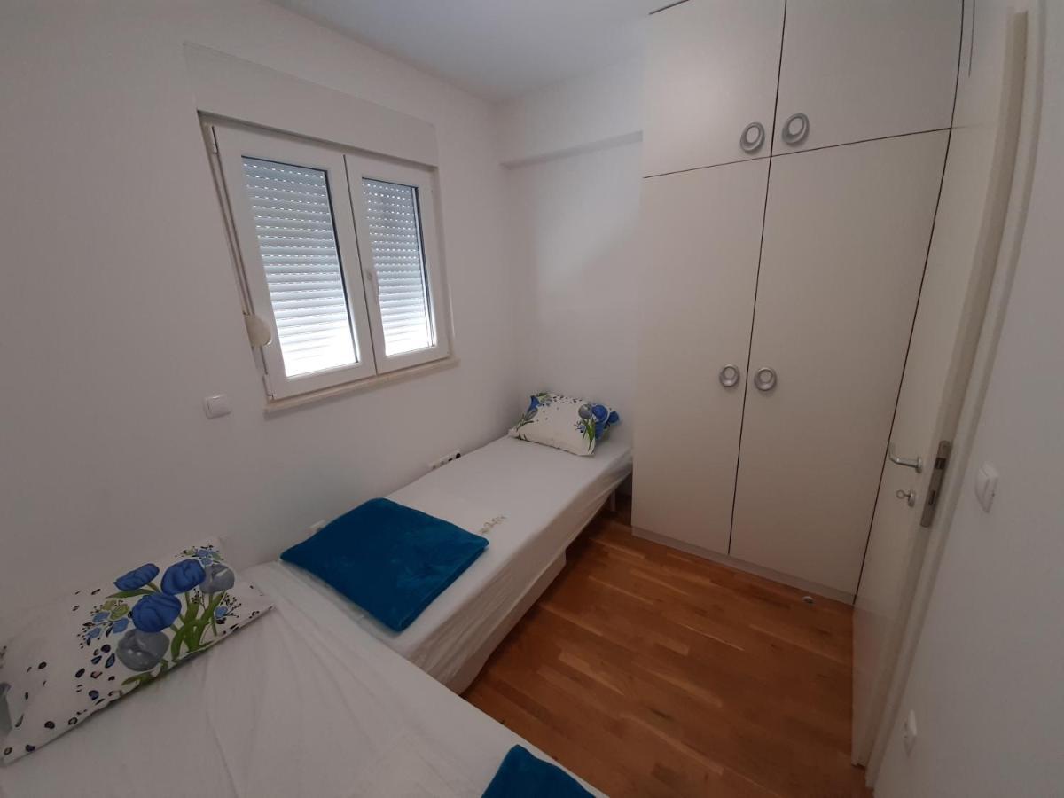 Apartman U Centru Makarske Макарска Екстериор снимка