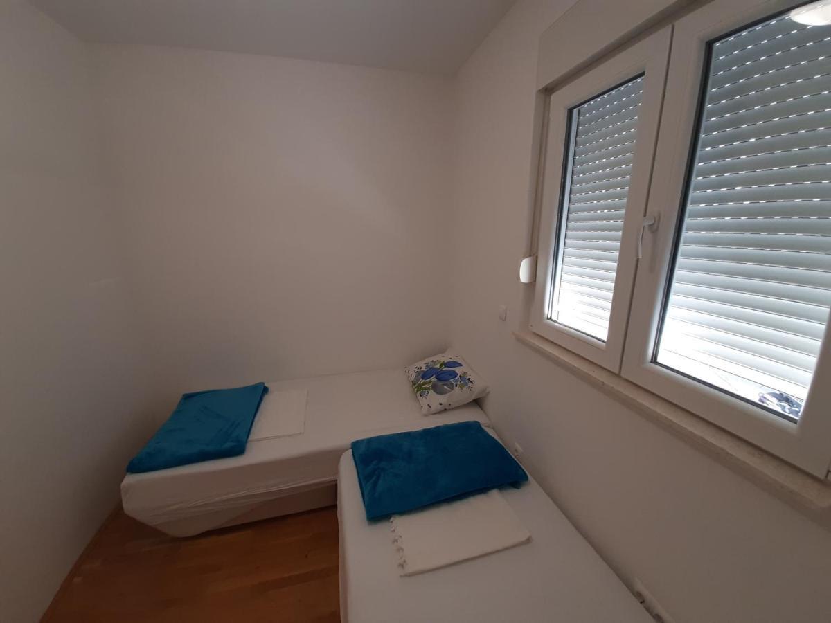 Apartman U Centru Makarske Макарска Екстериор снимка