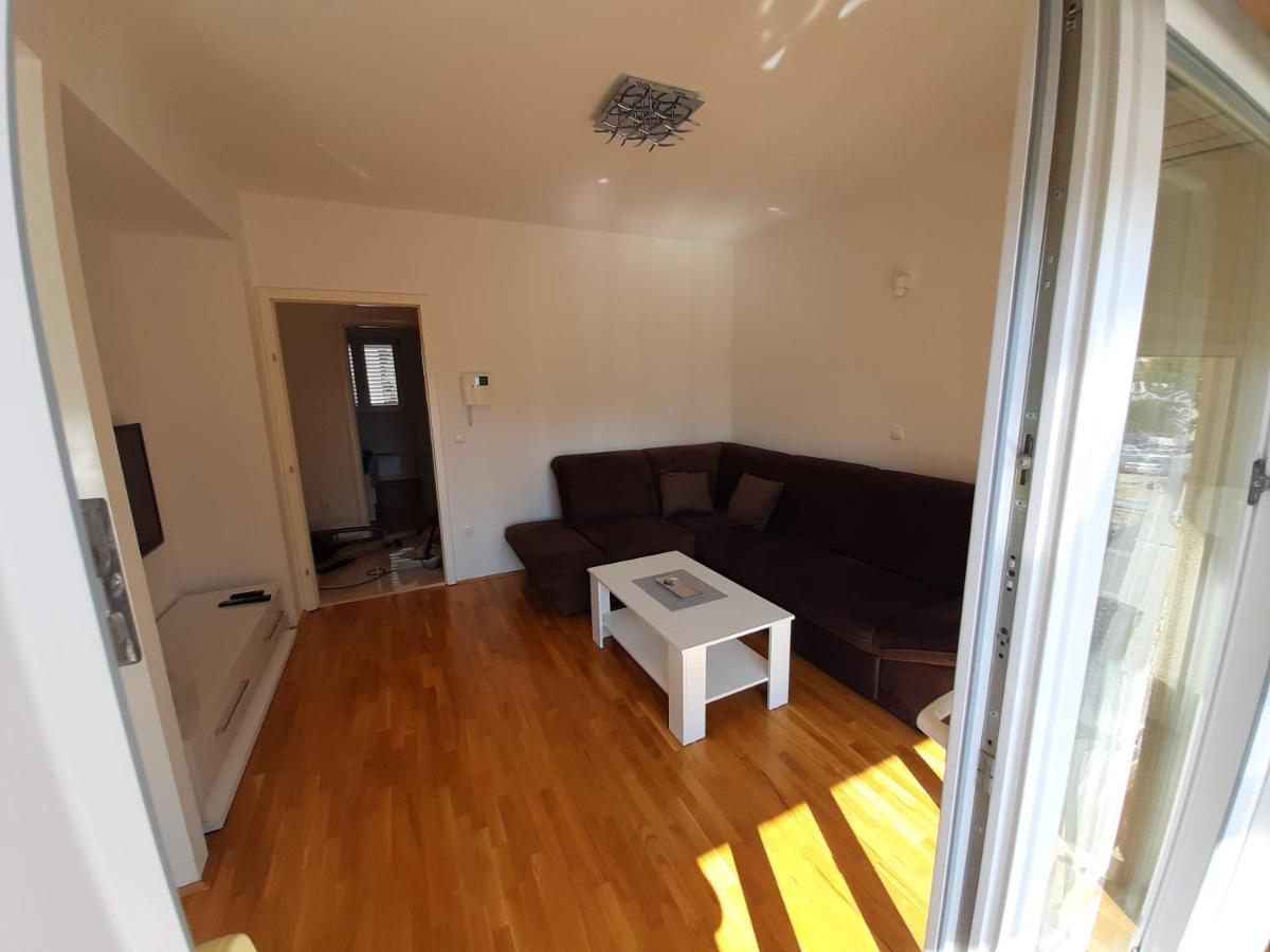 Apartman U Centru Makarske Макарска Екстериор снимка