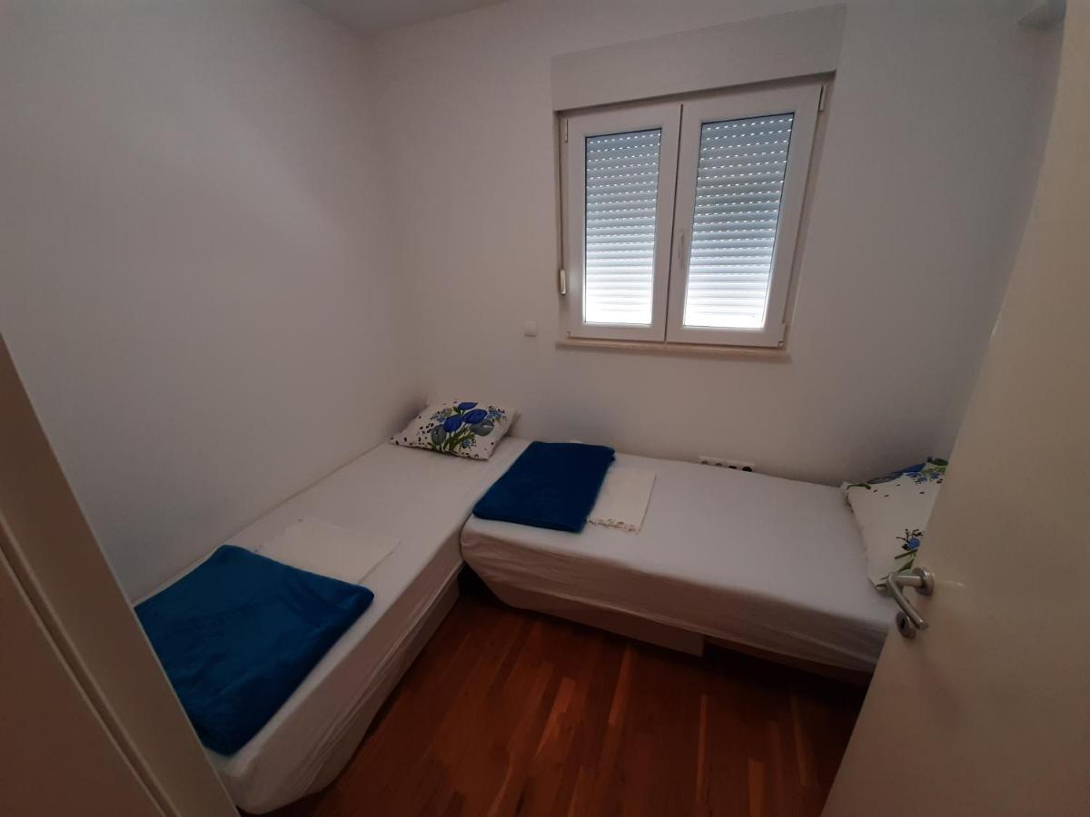 Apartman U Centru Makarske Макарска Екстериор снимка